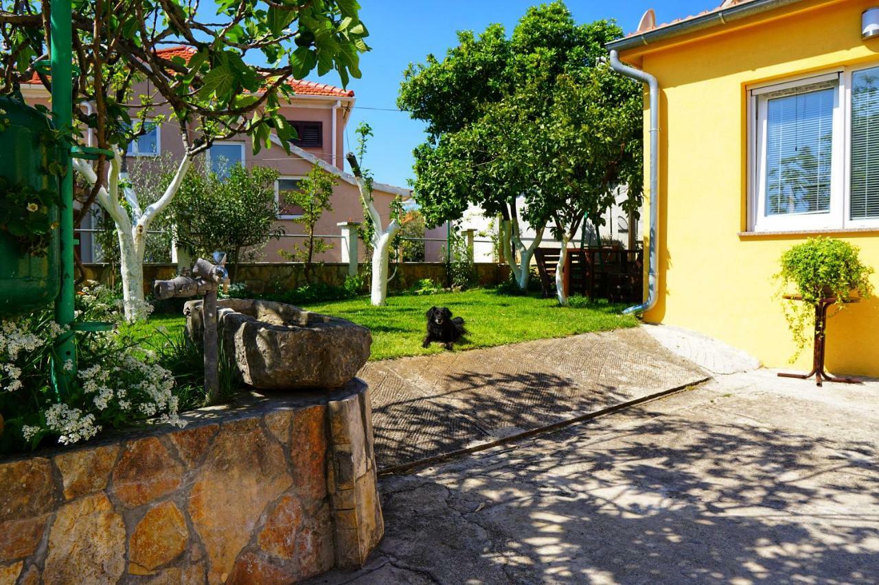 Apartman Cro Garden Apartment ซาดาร์ ภายนอก รูปภาพ