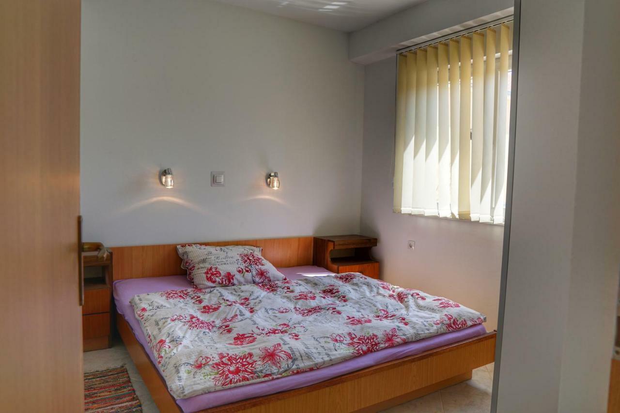 Apartman Cro Garden Apartment ซาดาร์ ภายนอก รูปภาพ