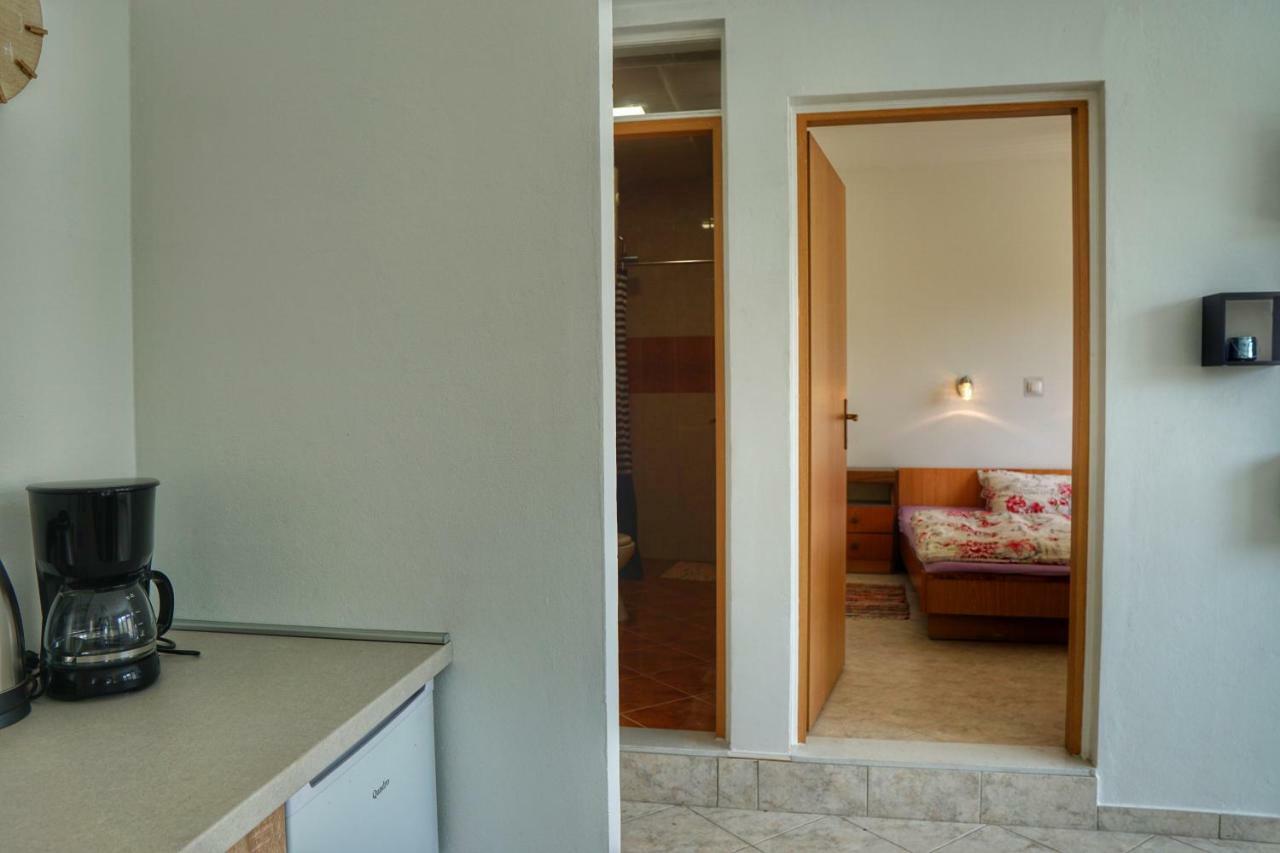 Apartman Cro Garden Apartment ซาดาร์ ภายนอก รูปภาพ